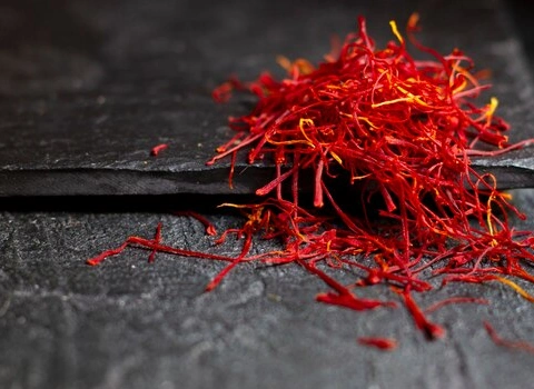 زعفران سرگل صادراتی آشنایی صفر تا صد قیمت خرید عمده