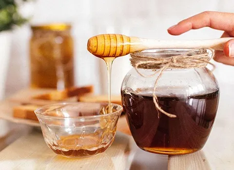 قیمت و خرید عسل چهل گیاه کوهستان با مشخصات کامل