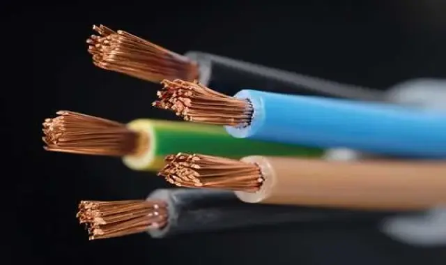 قیمت و خرید سیم و کابل برق صنعتی با مشخصات کامل