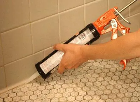 راهنمای خرید چسب‌ کاشی‌ و سرامیک ضد آب با شرایط ویژه و قیمت استثنایی