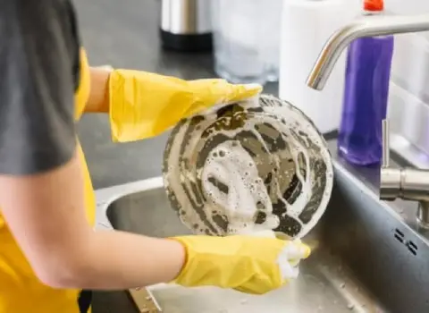 مایع ظرفشویی حاوی گلیسیرین آشنایی صفر تا صد قیمت خرید عمده