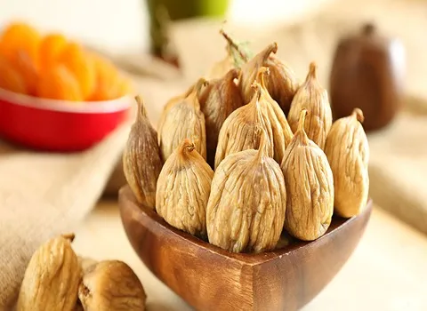 خرید بی واسطه انواع انجیر تیزابی و خشک