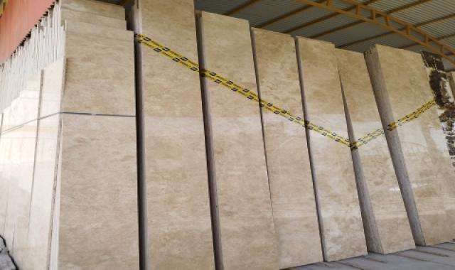 خرید عمده سنگ تراورتن حاجی آباد اصفهان با بهترین شرایط