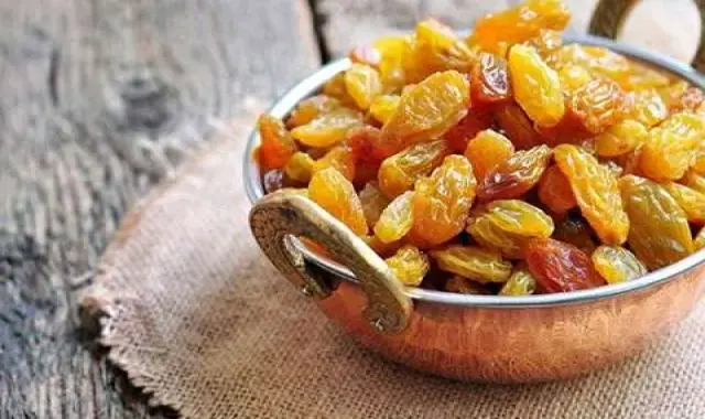 مشخصات کشمش سبز اراک و نحوه خرید عمده