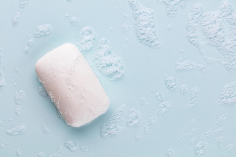 مشخصات صابون سفید کننده پوست صورت و نحوه خرید عمده