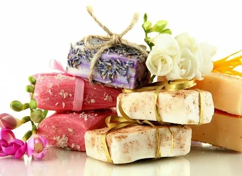 لیست قیمت صابون سفید کننده پوست بدن به صورت عمده و با صرفه