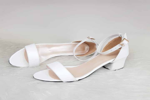 قیمت و خرید صندل سفید دخترانه مجلسی با مشخصات کامل