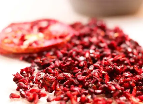 لیست قیمت میوه خشک انار به صورت عمده و با صرفه