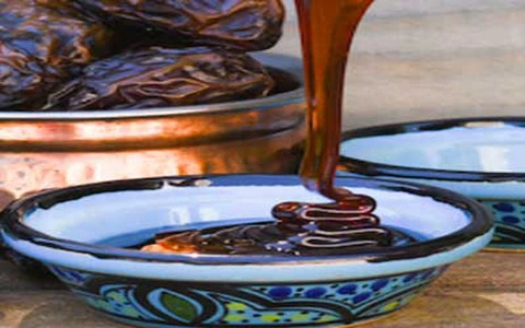 قیمت خرید عمده شیره خرما سنتی ارزان و مناسب