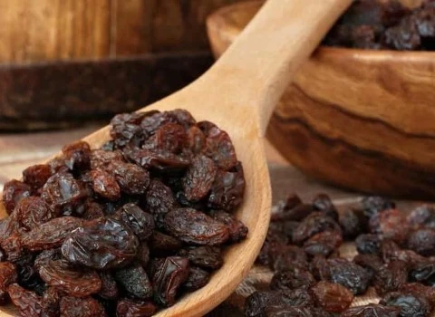 قیمت خرید عمده کشمش آفتابی ملایر ارزان و مناسب