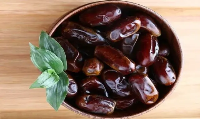 خرمای مضافتی صادراتی همراه با توضیحات کامل و آشنایی