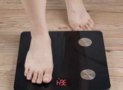 قیمت و خرید ترازو دیجیتال وزن بدن با مشخصات کامل
