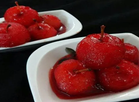 خرید عمده مربای سیب قرمز درسته با بهترین شرایط