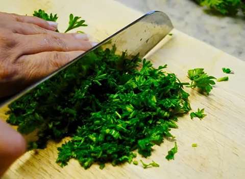 خرید عمده سبزی تازه خرد شده با بهترین شرایط