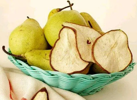 خرید عمده میوه خشک گلابی با بهترین شرایط