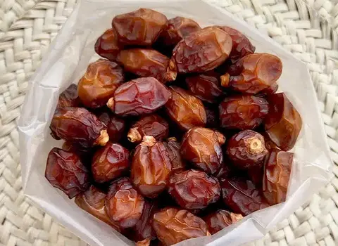 مشخصات خرما جنوب بندرعباس و نحوه خرید عمده