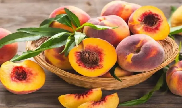 قیمت خرید عمده هلو زعفرانی درشت ارزان و مناسب
