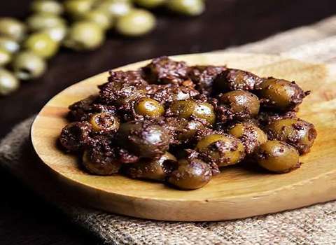 قیمت خرید عمده زیتون پرورده گیلانی ارزان و مناسب