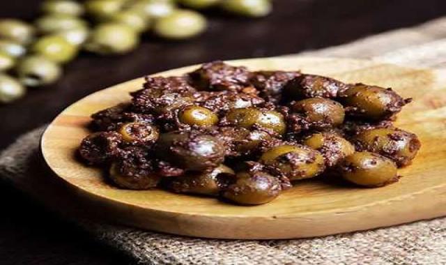 قیمت خرید عمده زیتون پرورده گیلانی ارزان و مناسب