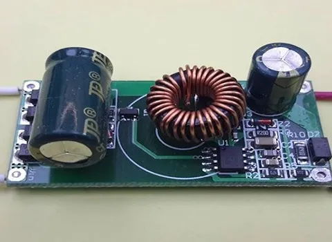 خرید عمده درایور led 12 ولت با بهترین شرایط