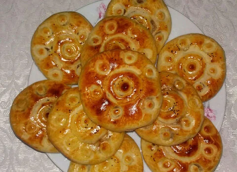 قیمت و خرید کلوچه محلی لاهیجان با مشخصات کامل