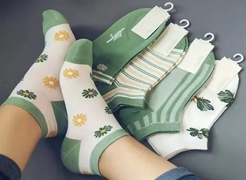 راهنمای خرید جوراب دخترانه فانتزی کوتاه با شرایط ویژه و قیمت استثنایی