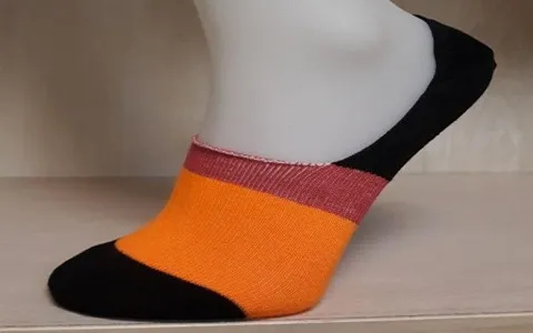 جوراب دخترانه رو فرشی همراه با توضیحات کامل و آشنایی