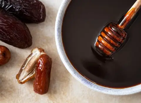 مشخصات شیره خرما پیارم درجه 1 و نحوه خرید عمده