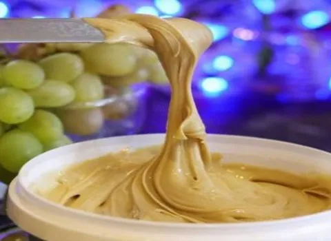 لیست قیمت شیره انگور سفید به صورت عمده و با صرفه