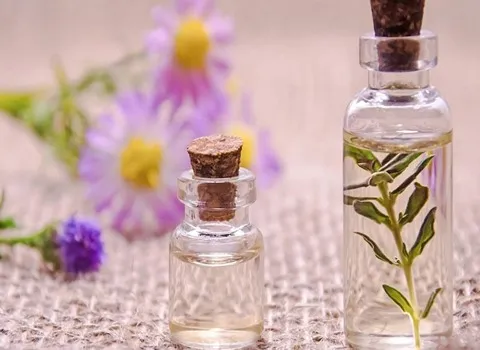 قیمت خرید عمده اسانس عطر عمده ارزان و مناسب