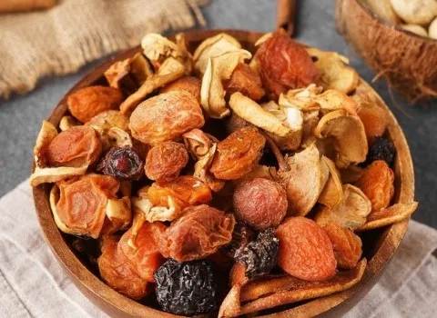 میوه خشک عمده اصفهان همراه با توضیحات کامل و آشنایی