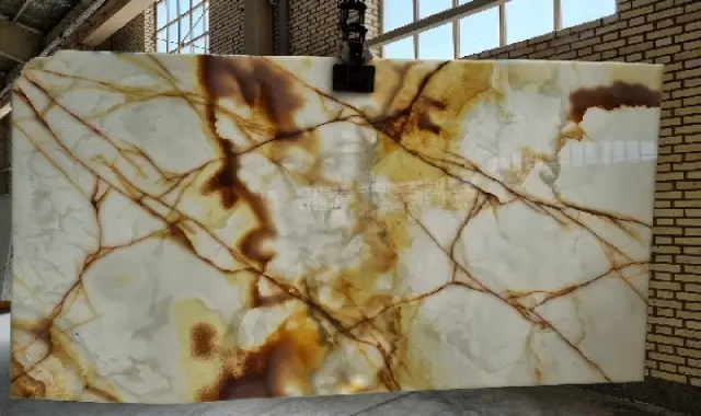 سنگ مرمر سفید طلایی همراه با توضیحات کامل و آشنایی