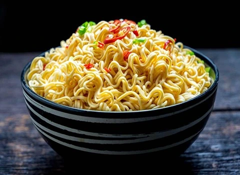 لیست قیمت نودل ظرفی ایرانی به صورت عمده و با صرفه