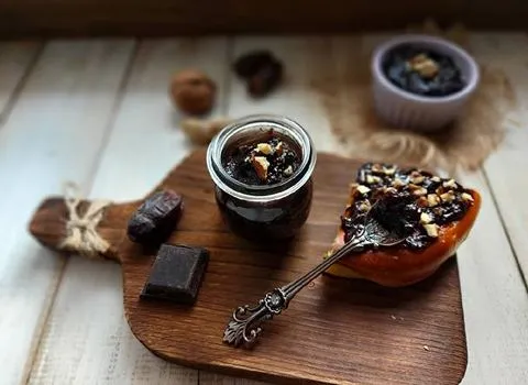 خرید عمده شکلات شیره خرما با بهترین شرایط