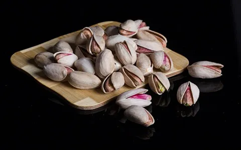 مشخصات پسته کله قوچی رفسنجان و نحوه خرید عمده