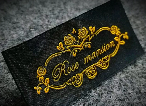 لیست قیمت اتیکت لباس پارچه ای به صورت عمده و با صرفه