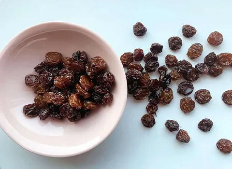 لیست قیمت کشمش آفتابی درجه یک به صورت عمده و با صرفه