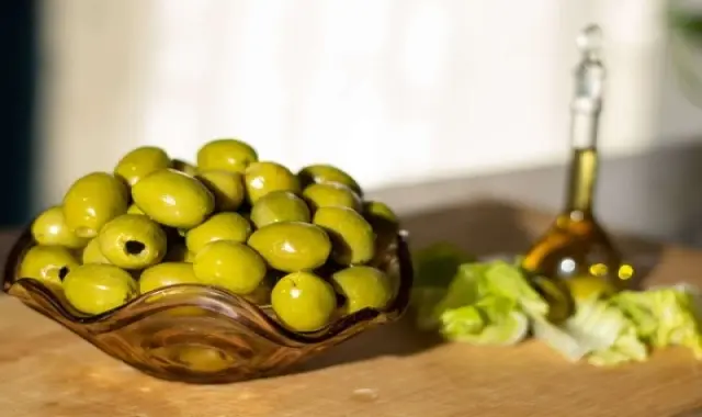 مشخصات زیتون بی هسته فله و نحوه خرید عمده