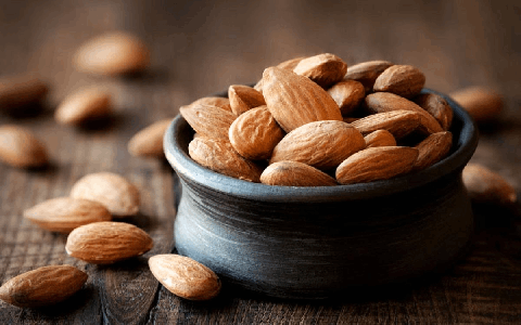 بادام مامایی صادراتی همراه با توضیحات کامل و آشنایی