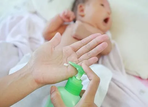 قیمت خرید عمده مشخصات لوسیون بدن کودک خارجی و نحوه خرید عمده ارزان و مناسب