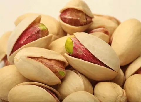 لیست قیمت پسته بادامی سفید به صورت عمده و با صرفه