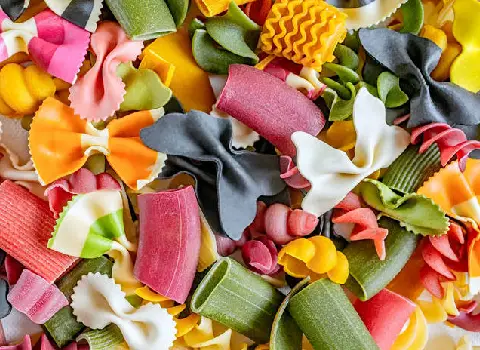 خرید عمده ماکارونی رنگی شکل دار با بهترین شرایط