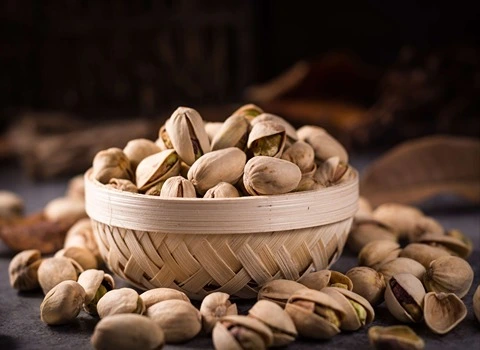 قیمت خرید عمده پسته اکبری درشت ارزان و مناسب