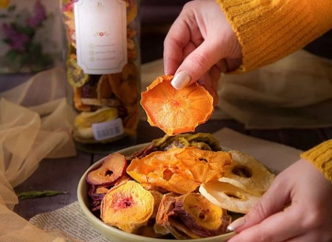 میوه خشک زمستانی همراه با توضیحات کامل و آشنایی