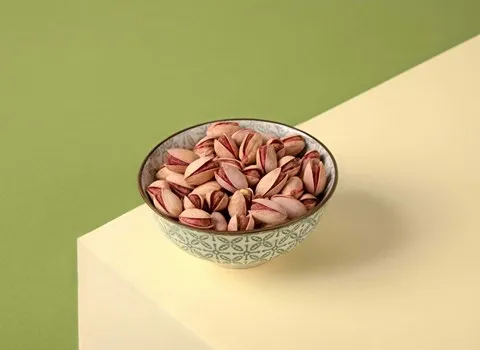 قیمت خرید پسته درشت + مزایا و معایب