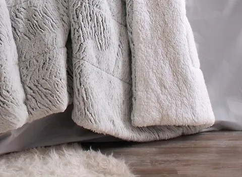 خرید پتو گوسفندی طرح دار دو نفره با قیمت استثنایی