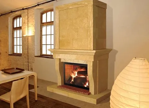 سنگ ساختمانی لایم استون؛ سفید کرمی مناسب نمای داخلی بیرونی