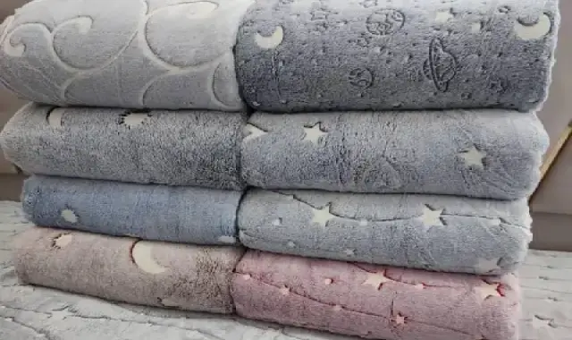 راهنمای خرید پتو مسافرتی نرمینه + قیمت عالی