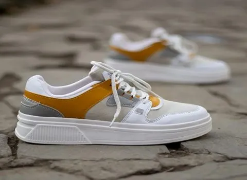 قیمت خرید کفش اسپرت عروسکی + عکس