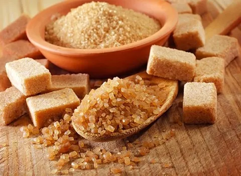 قیمت خرید شکر قهوه ای خارجی + خواص، معایب و مزایا
